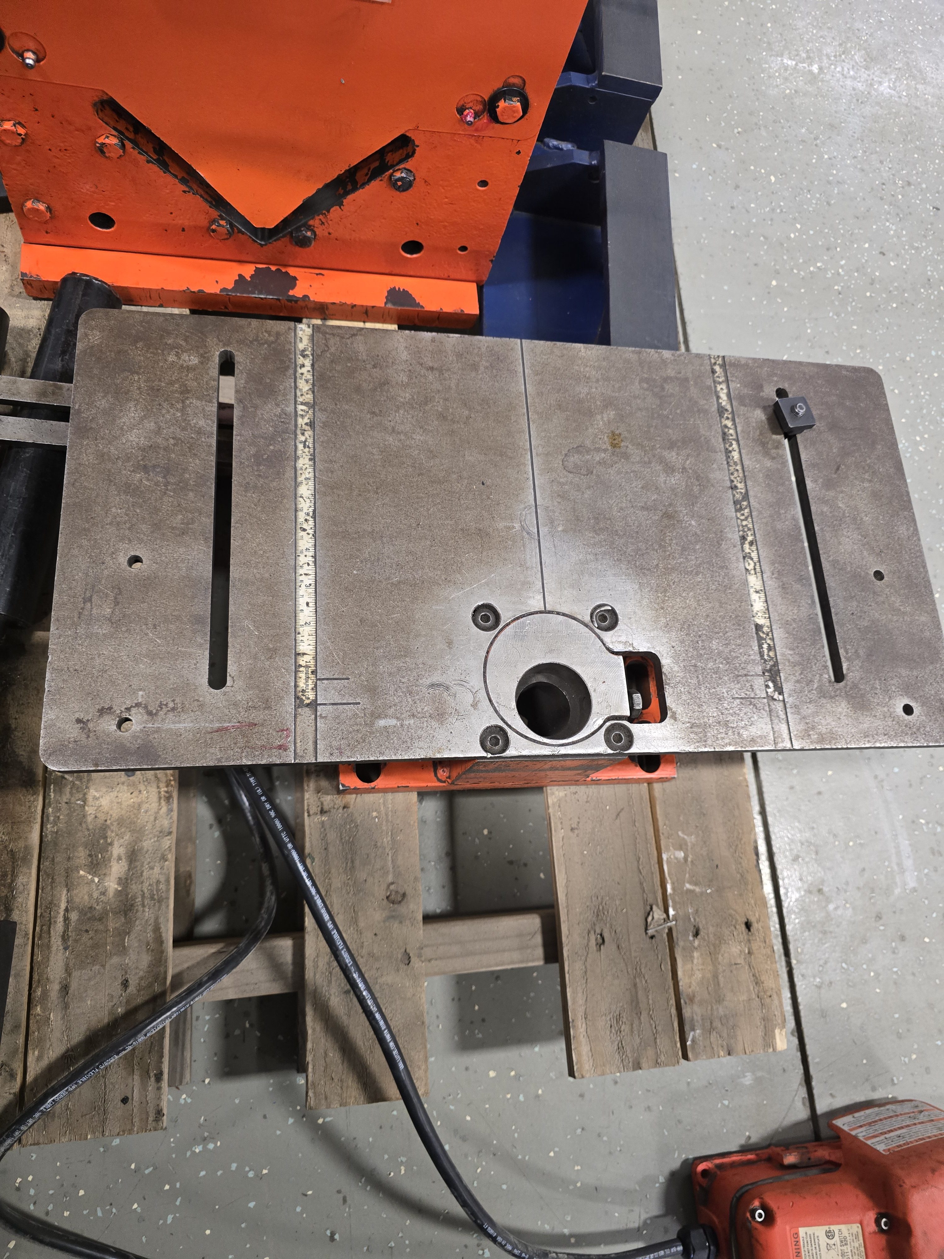 Pre-Owned Scotchman 150 ton Ironworker - Image 6