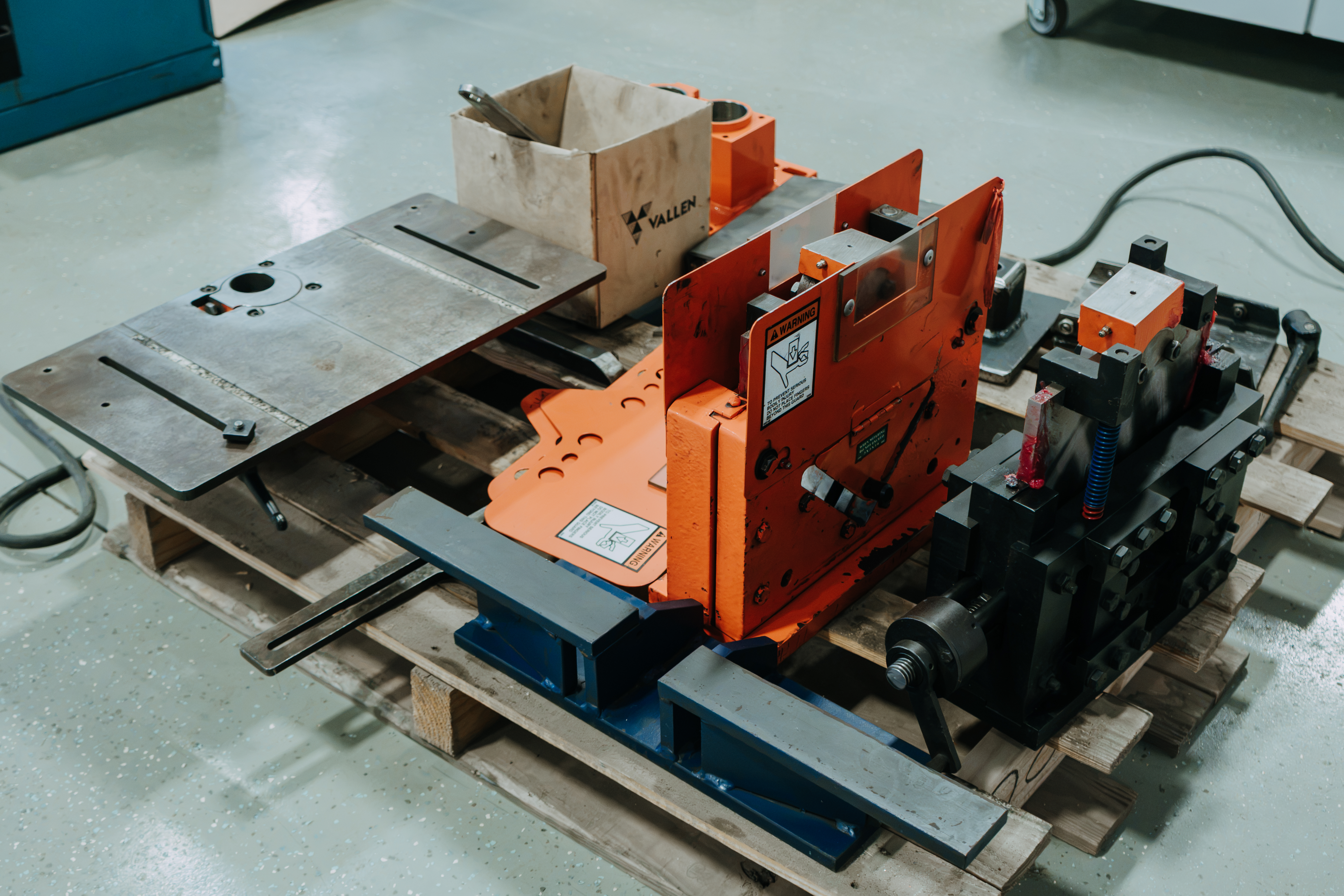 Pre-Owned Scotchman 150 ton Ironworker - Image 16